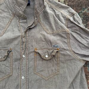 Vintage Le Tigre, pearl-snap, button-down; medium